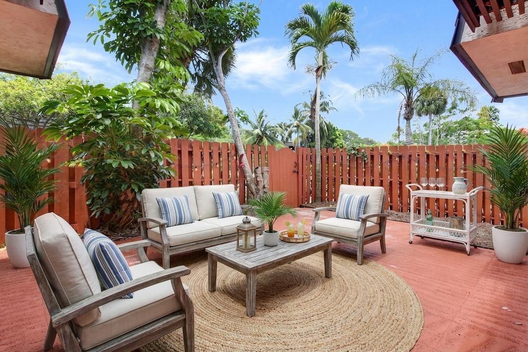 Virtually staged patio