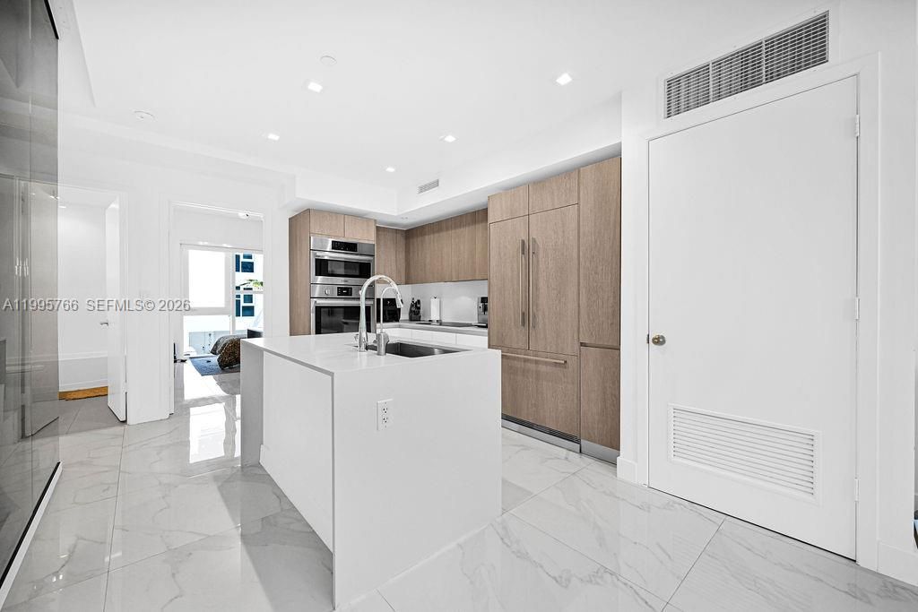 En Venta: $1,299,000 (2 camas, 2 baños, 1645 Pies cuadrados)