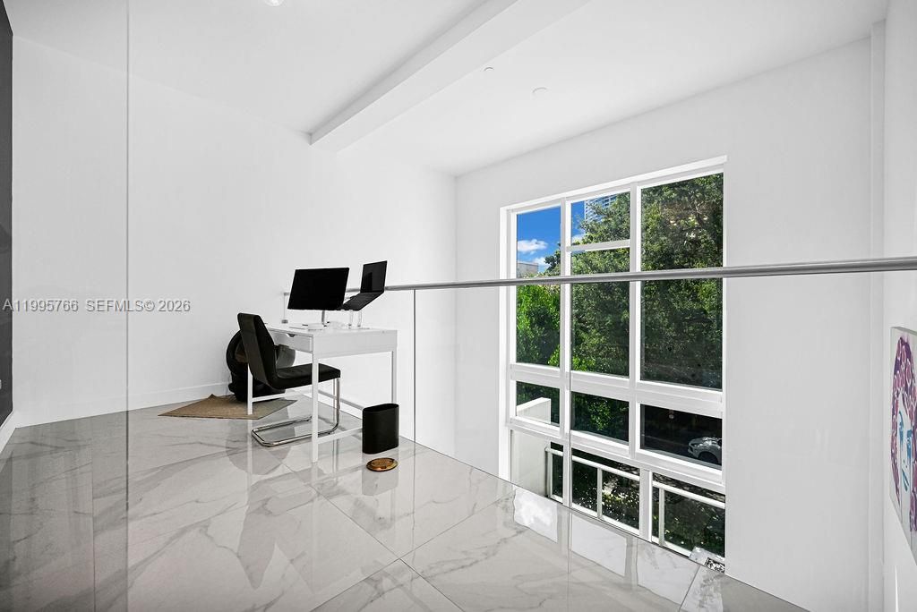 En Venta: $1,299,000 (2 camas, 2 baños, 1645 Pies cuadrados)