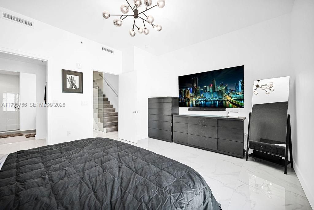 En Venta: $1,299,000 (2 camas, 2 baños, 1645 Pies cuadrados)