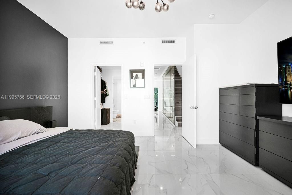 En Venta: $1,299,000 (2 camas, 2 baños, 1645 Pies cuadrados)
