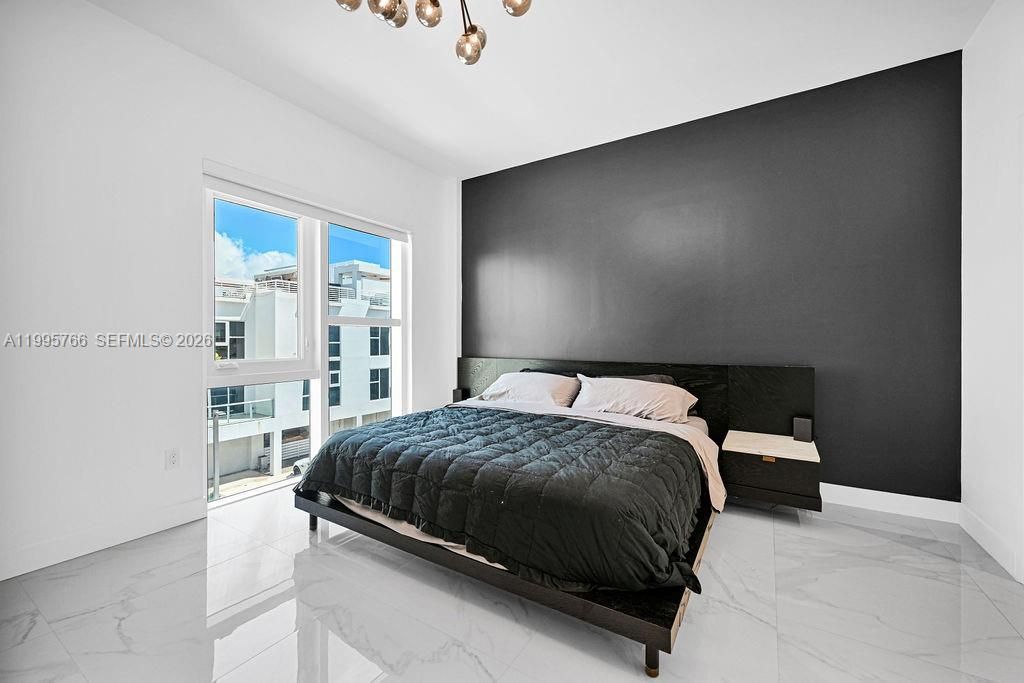 En Venta: $1,299,000 (2 camas, 2 baños, 1645 Pies cuadrados)