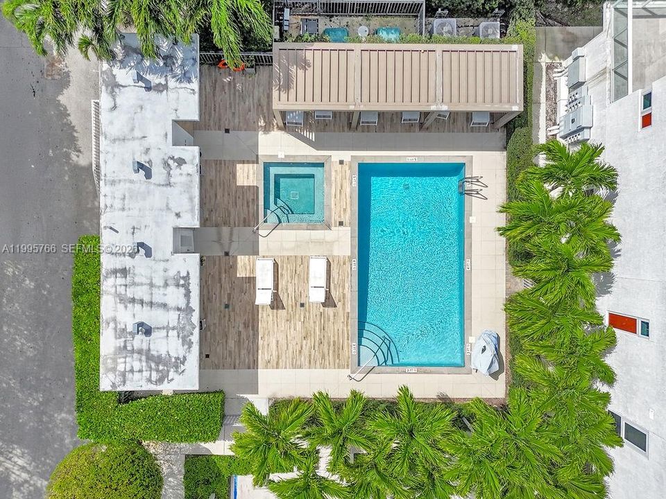 En Venta: $1,299,000 (2 camas, 2 baños, 1645 Pies cuadrados)