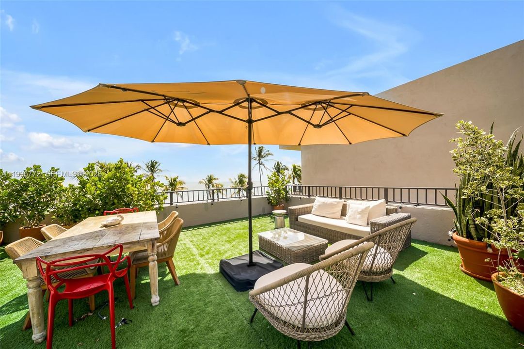 For Sale: $4,450,000 (4 beds, 4 baths, 2604 Square Feet)