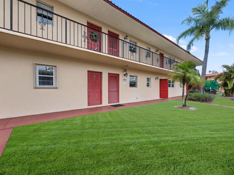 1967 SW Palm City Rd 34C