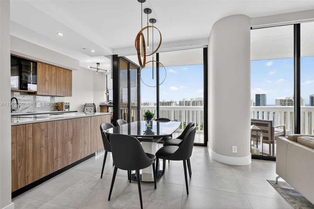 For Sale: $1,100,000 (3 beds, 2 baths, 1690 Square Feet)