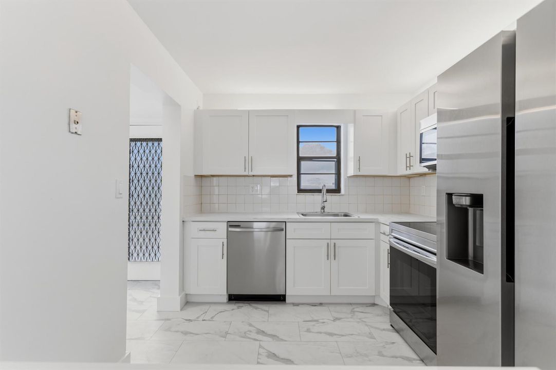 585A2131 (1)