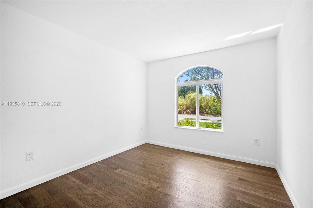 Vendido Recientemente: $475,000 (3 camas, 2 baños, 1452 Pies cuadrados)