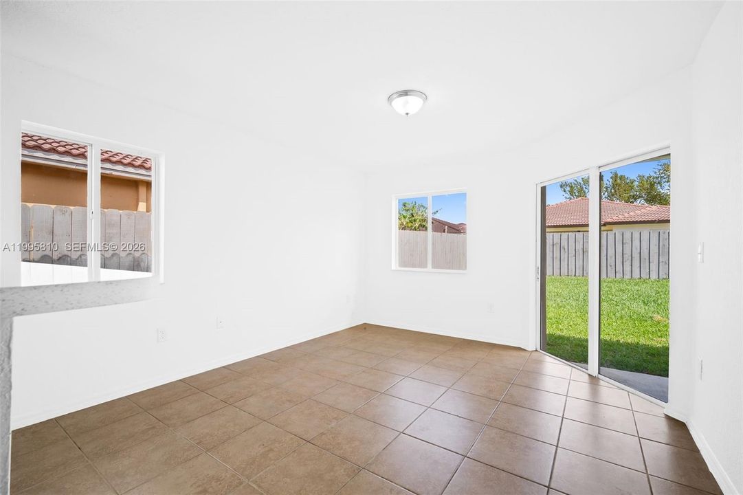 Vendido Recientemente: $475,000 (3 camas, 2 baños, 1452 Pies cuadrados)