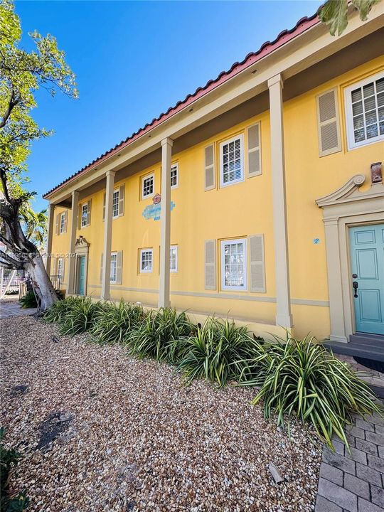 В аренду: $2,500 (2 спален, 2 ванн, 1000 Квадратных фут)