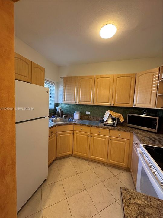 В аренду: $2,500 (2 спален, 2 ванн, 1000 Квадратных фут)