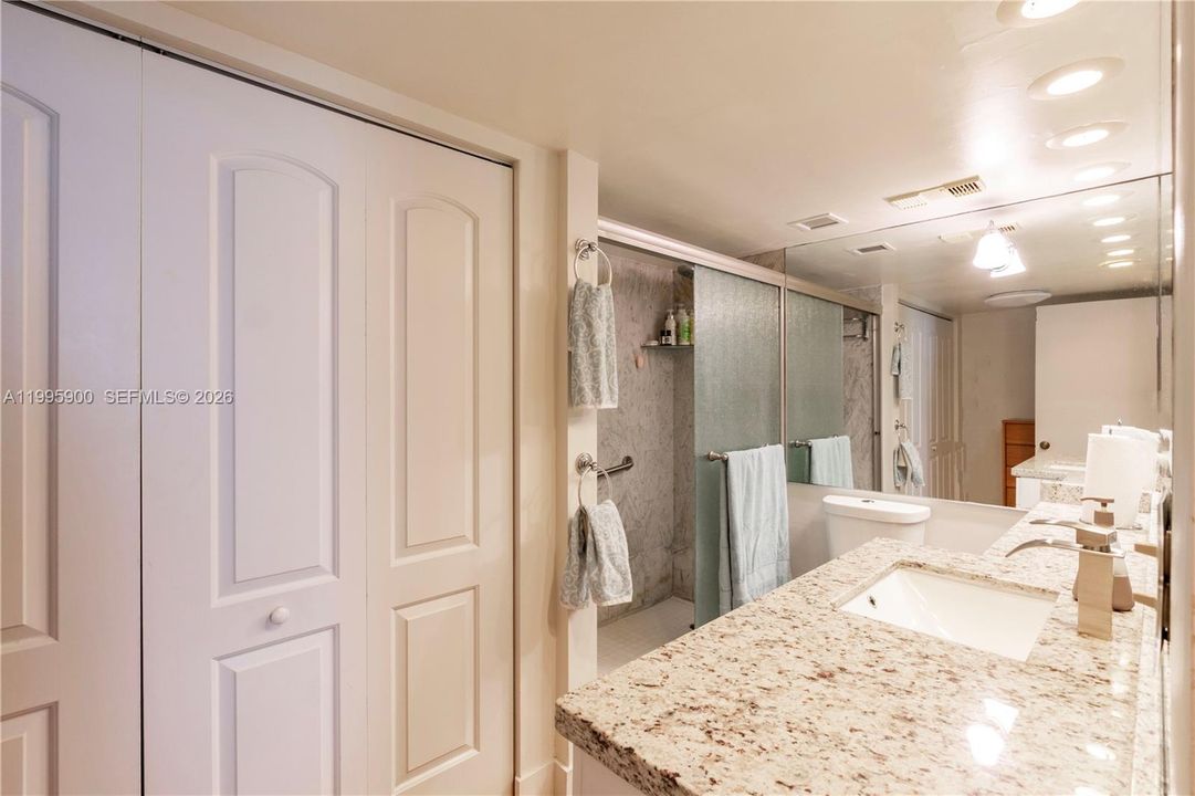 En Venta: $480,000 (1 camas, 1 baños, 919 Pies cuadrados)