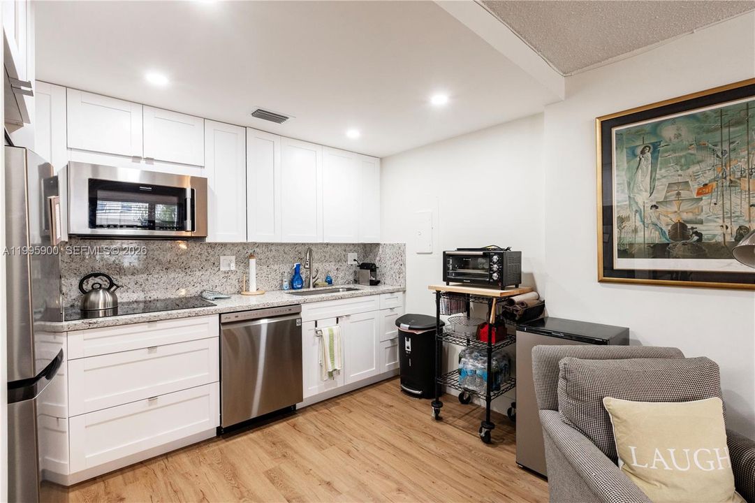 En Venta: $480,000 (1 camas, 1 baños, 919 Pies cuadrados)