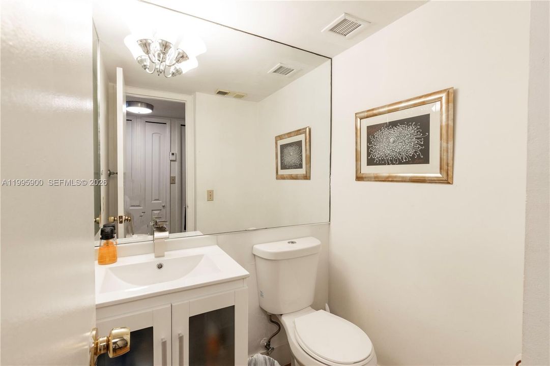 En Venta: $480,000 (1 camas, 1 baños, 919 Pies cuadrados)