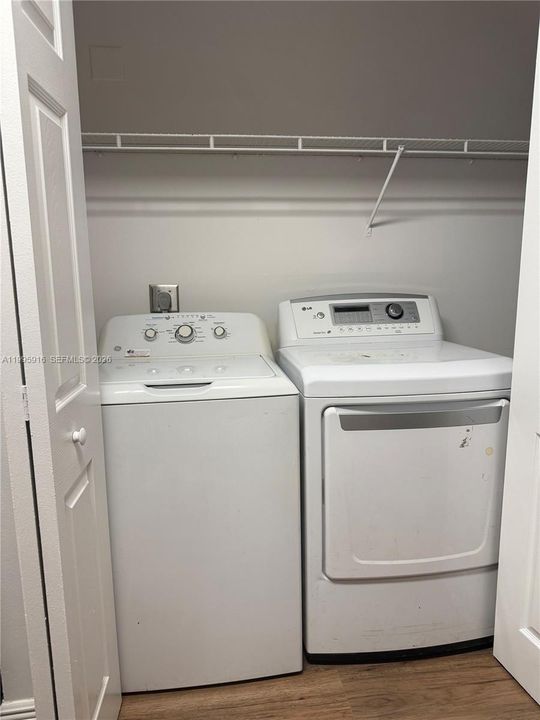 En Renta: $2,200 (2 camas, 2 baños, 950 Pies cuadrados)