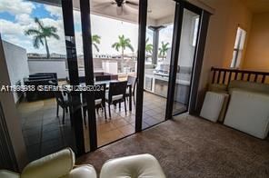 Activo con contrato: $5,750 (3 camas, 3 baños, 2438 Pies cuadrados)