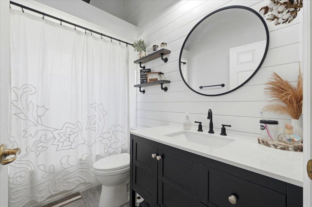 48-Bathroom 3