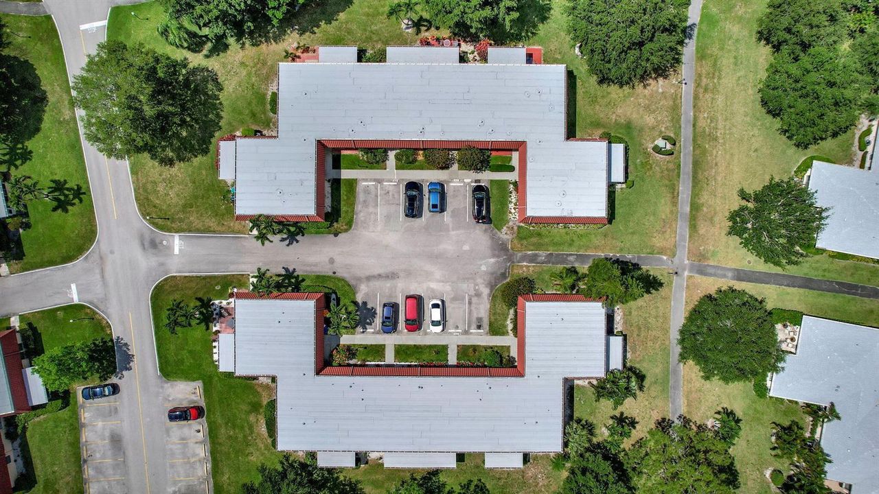 44-web-or-mls-165Amherst_DJI_56
