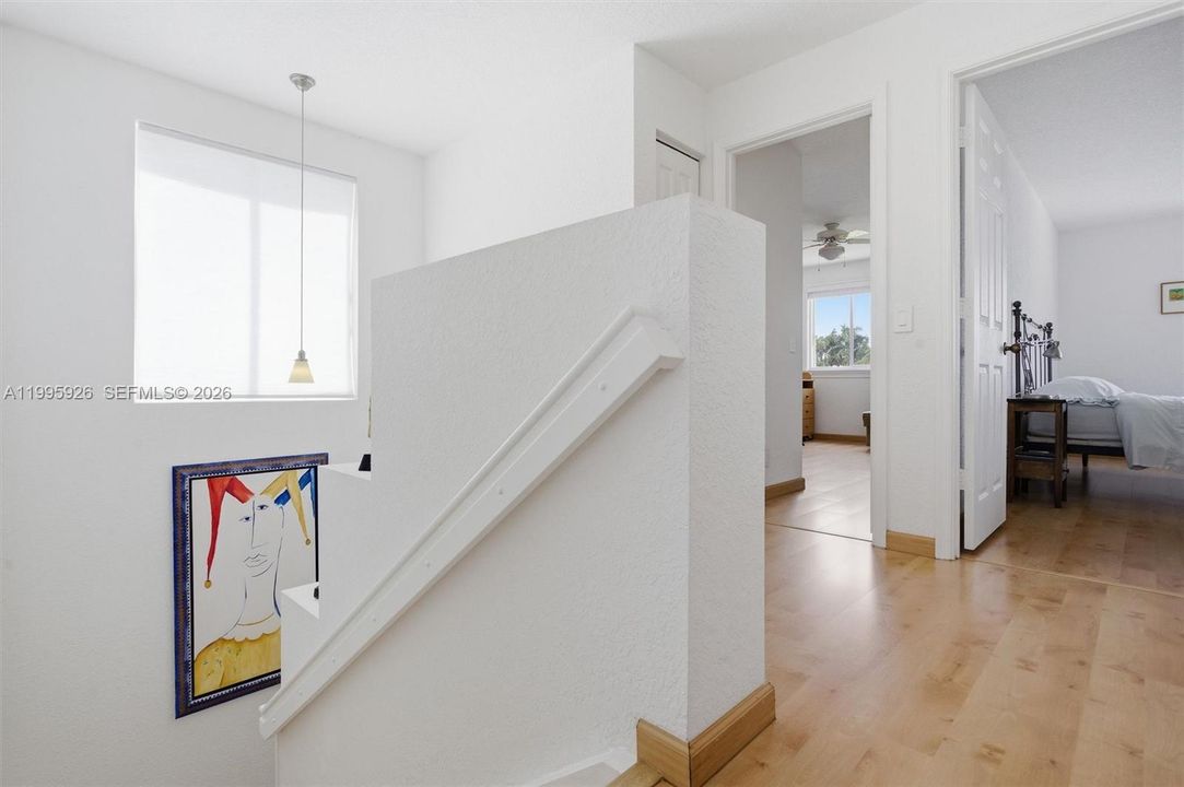 Недавно продано: $770,000 (3 спален, 2 ванн, 1815 Квадратных фут)