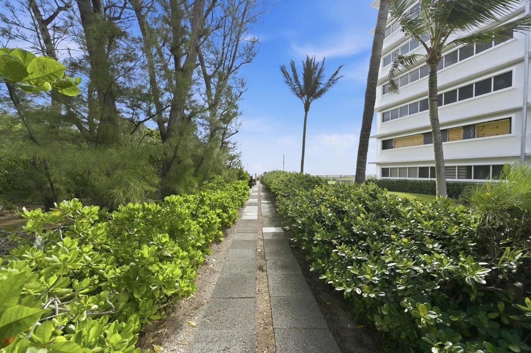 2778_S_Ocean_Blvd_206_PB_029