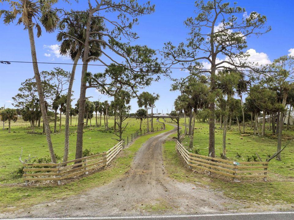1-53-web-or-mls-DJI_0930