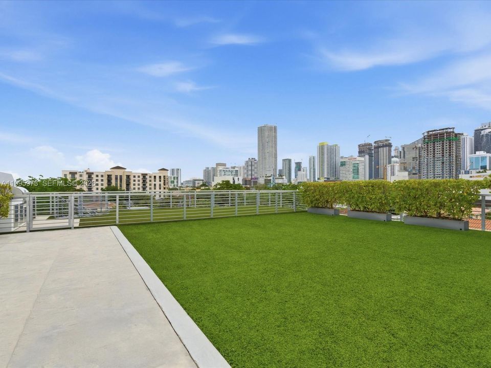 В аренду: $8,500 (4 спален, 4 ванн, 2024 Квадратных фут)