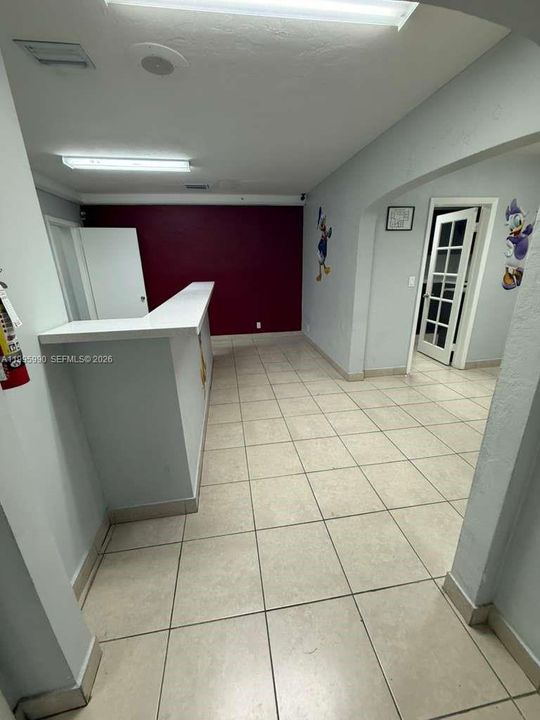 出租: $11,916 (0 贝兹, 0 浴室, 0 平方英尺)