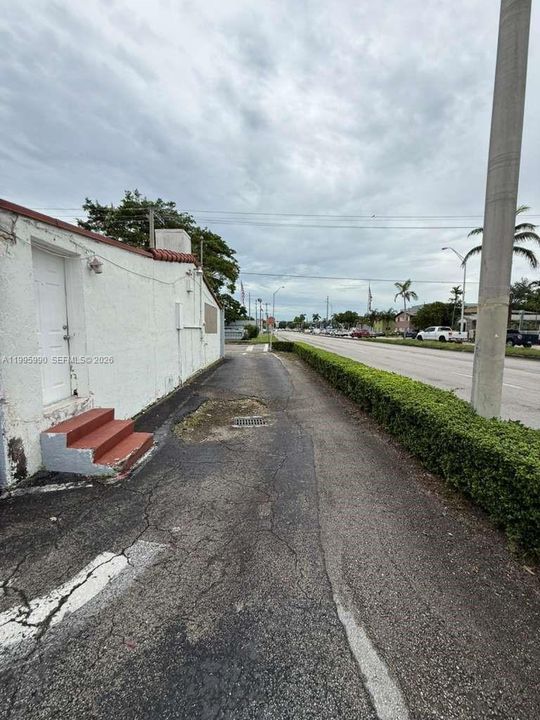 出租: $11,916 (0 贝兹, 0 浴室, 0 平方英尺)