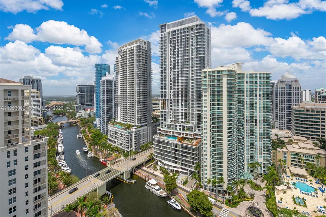 Active With Contract: $499,000 (2 beds, 2 baths, 1379 Square Feet)