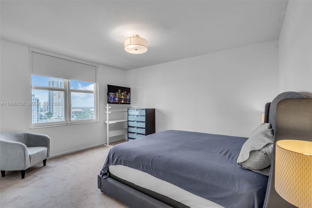 Active With Contract: $499,000 (2 beds, 2 baths, 1379 Square Feet)