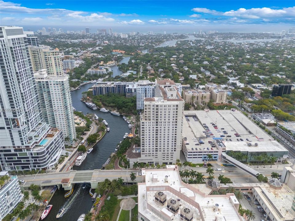 Active With Contract: $499,000 (2 beds, 2 baths, 1379 Square Feet)