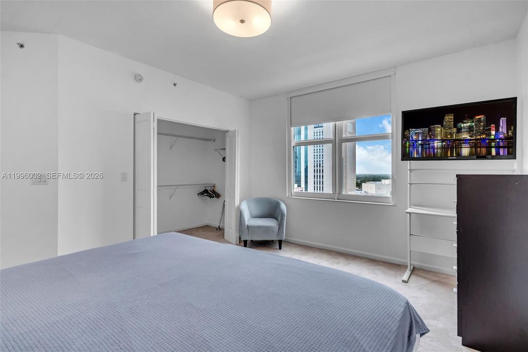 Active With Contract: $499,000 (2 beds, 2 baths, 1379 Square Feet)