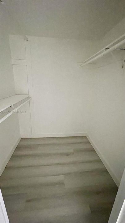 В аренду: $2,200 (1 спален, 1 ванн, 890 Квадратных фут)