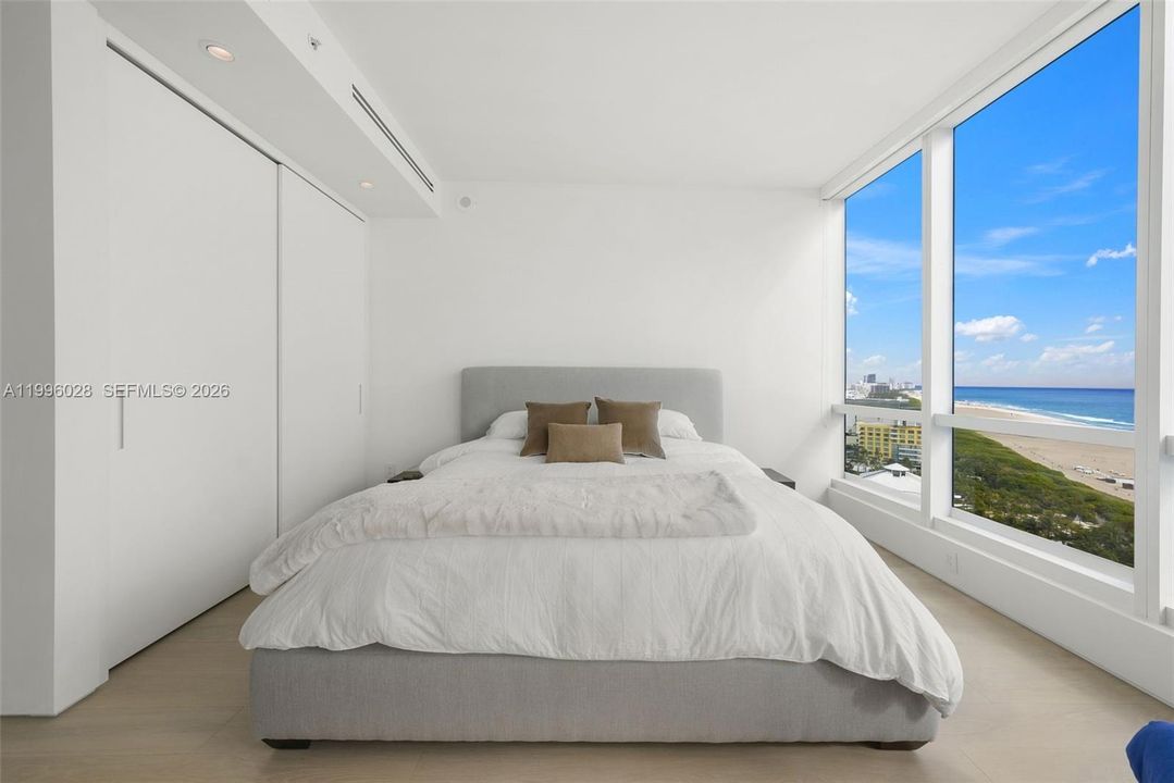 На продажу: $22,000,000 (5 спален, 4 ванн, 2508 Квадратных фут)