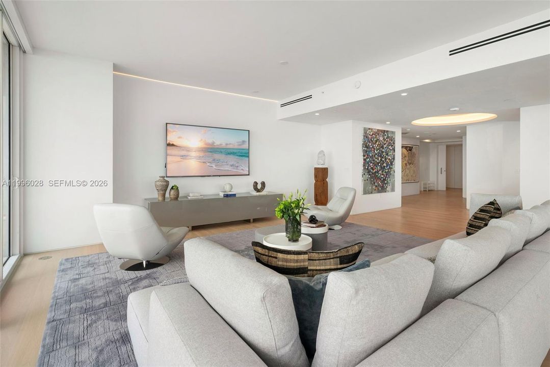 На продажу: $22,000,000 (5 спален, 4 ванн, 2508 Квадратных фут)