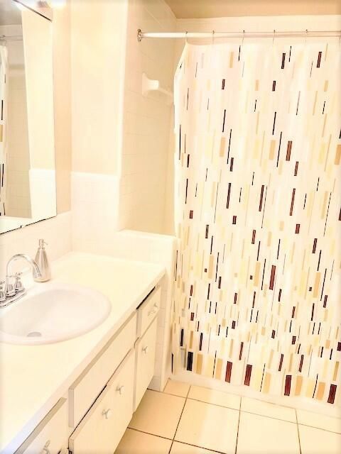 bath room 2