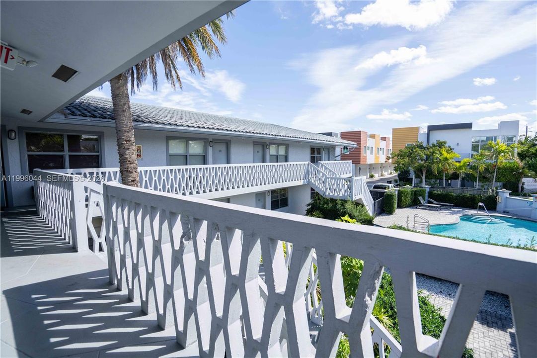Active With Contract: $1,150 (0 beds, 1 baths, 248 Square Feet)