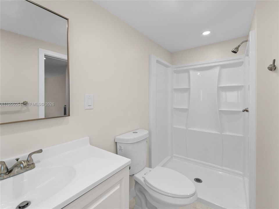 For Rent: $1,500 (1 beds, 1 baths, 1903 Square Feet)