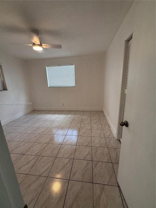 Active With Contract: $1,600 (1 beds, 1 baths, 2899 Square Feet)