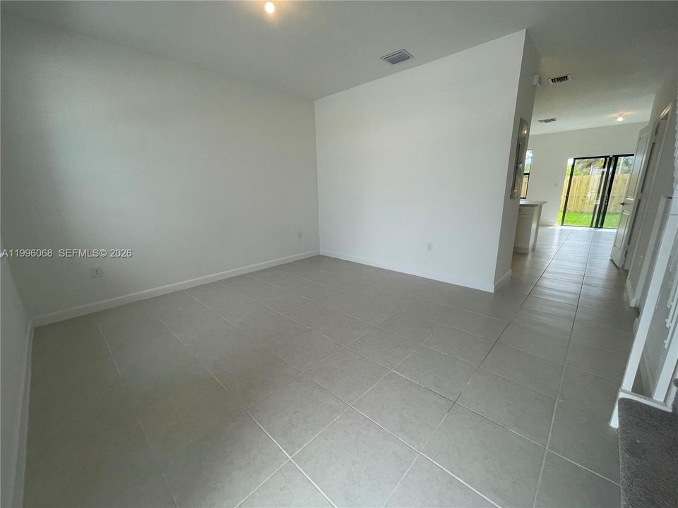 For Rent: $2,400 (3 beds, 2 baths, 0 Square Feet)