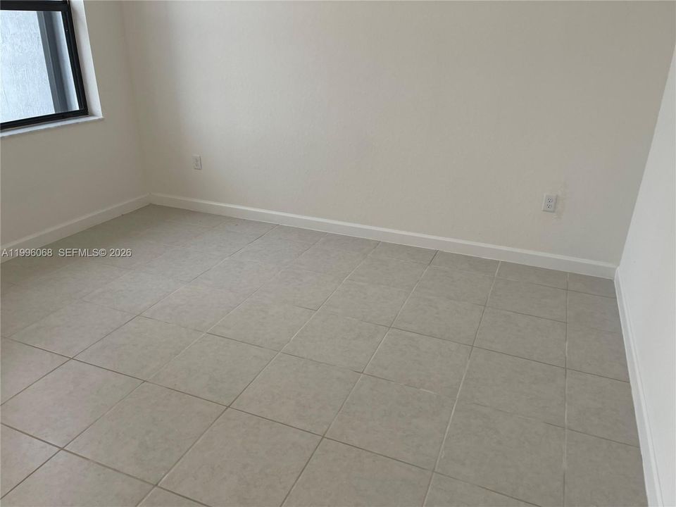 For Rent: $2,400 (3 beds, 2 baths, 0 Square Feet)