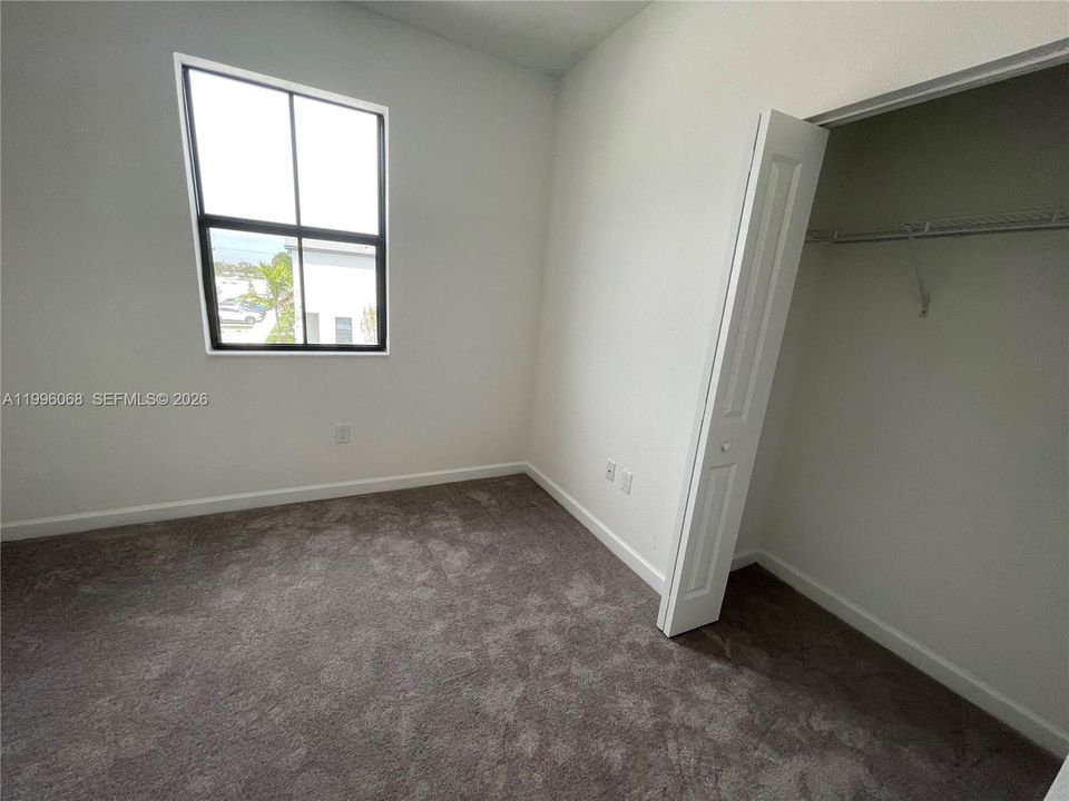 For Rent: $2,400 (3 beds, 2 baths, 0 Square Feet)