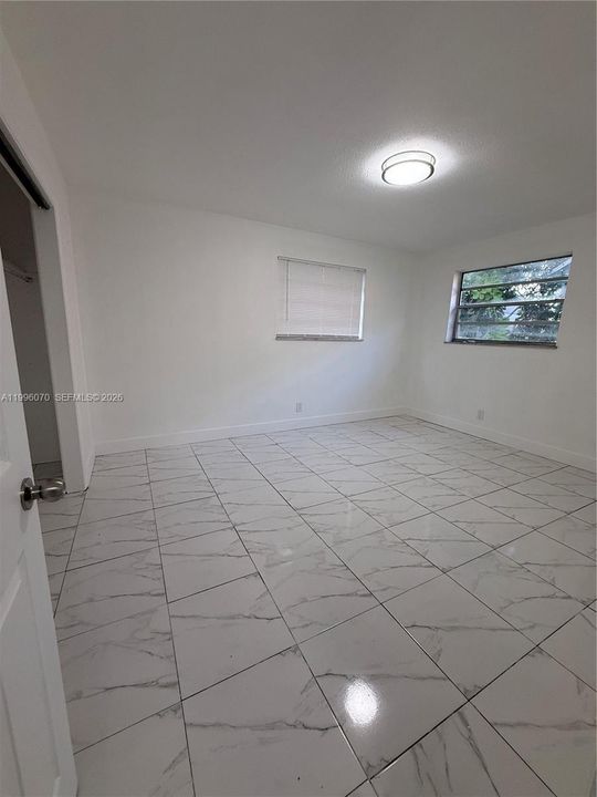 В аренду: $2,100 (2 спален, 1 ванн, 2899 Квадратных фут)