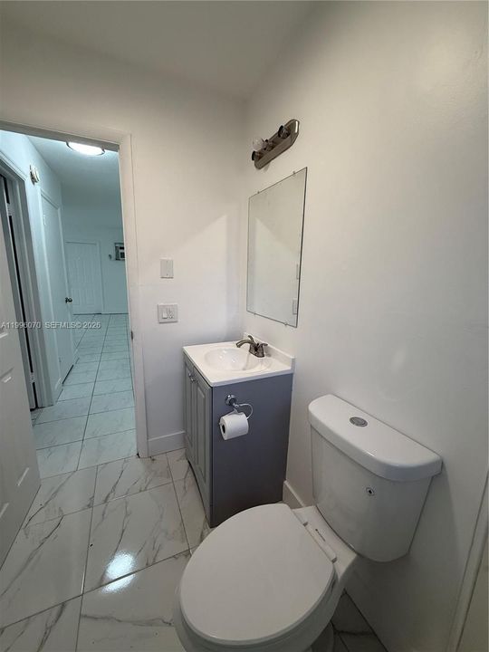 В аренду: $2,100 (2 спален, 1 ванн, 2899 Квадратных фут)