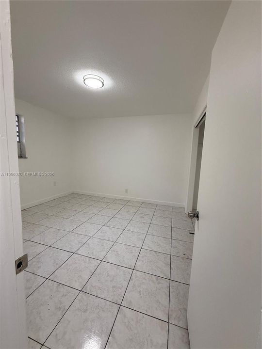 В аренду: $2,100 (2 спален, 1 ванн, 2899 Квадратных фут)