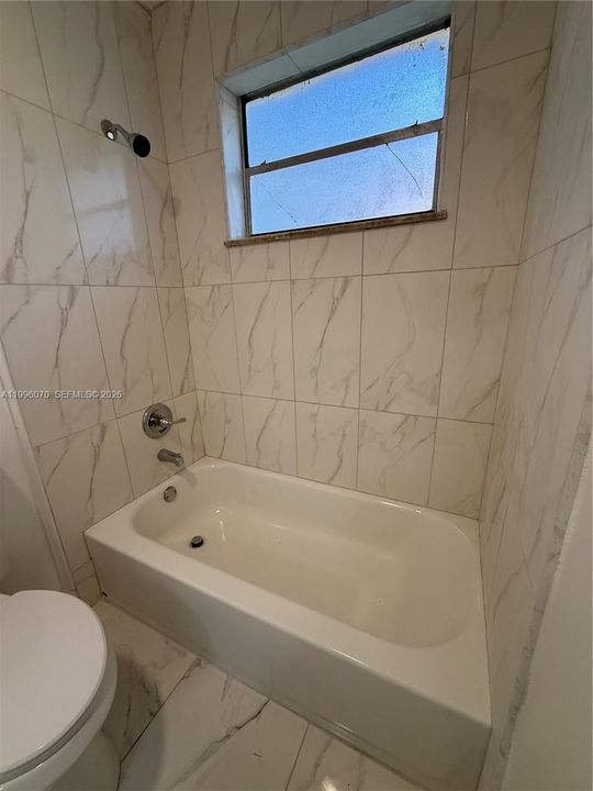 В аренду: $2,100 (2 спален, 1 ванн, 2899 Квадратных фут)