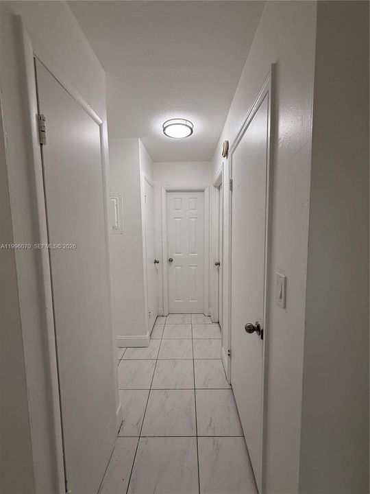 В аренду: $2,100 (2 спален, 1 ванн, 2899 Квадратных фут)