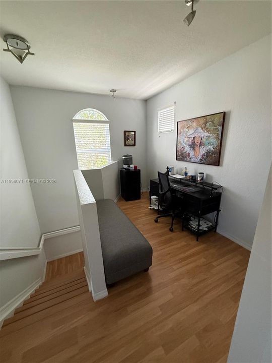 На продажу: $499,500 (3 спален, 2 ванн, 1491 Квадратных фут)