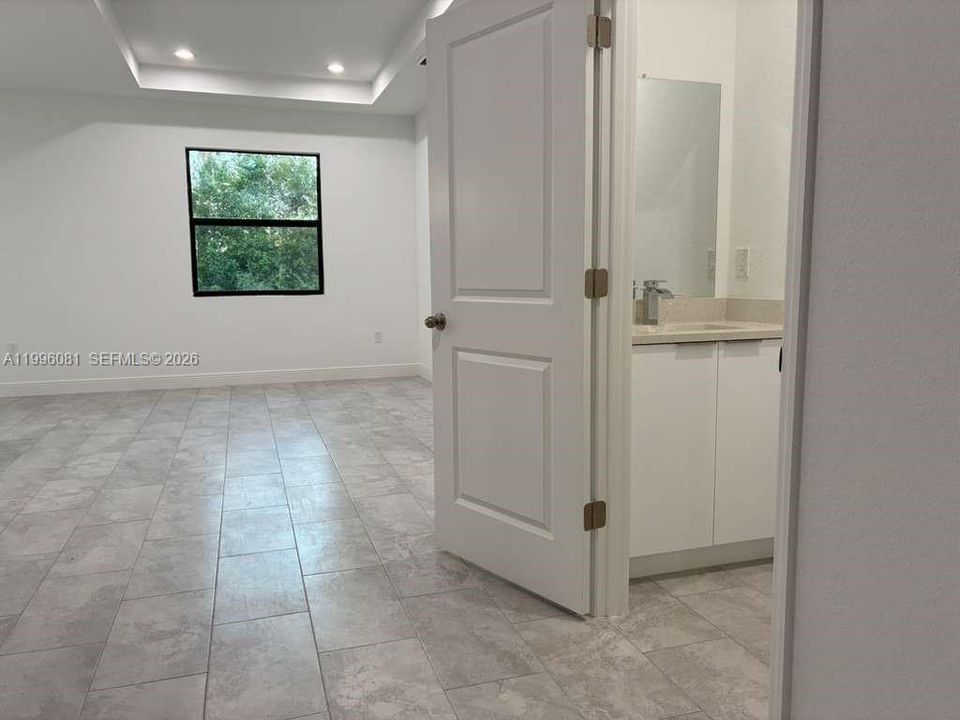 For Sale: $319,900 (3 beds, 2 baths, 1503 Square Feet)
