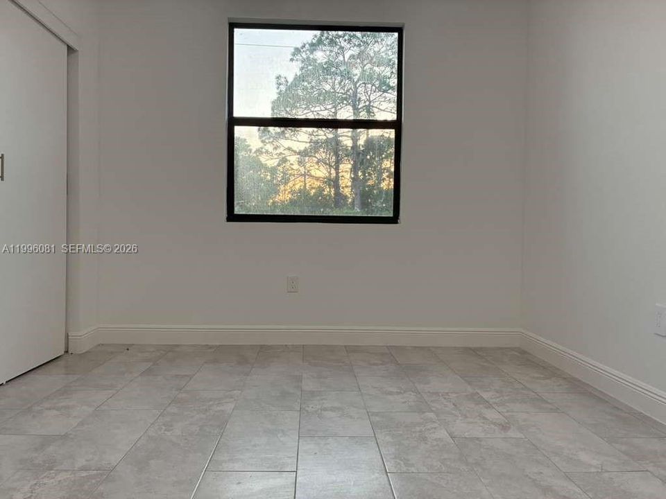 For Sale: $319,900 (3 beds, 2 baths, 1503 Square Feet)